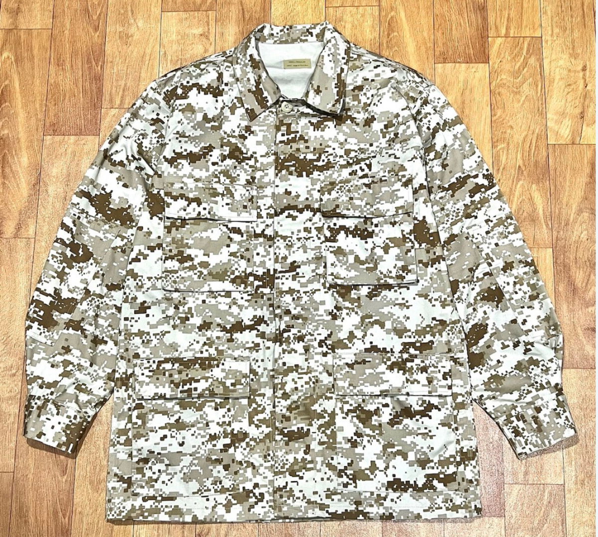 เสื้อทหาร American US Army Genuine Issue Desert Digital Camouflage Shirt