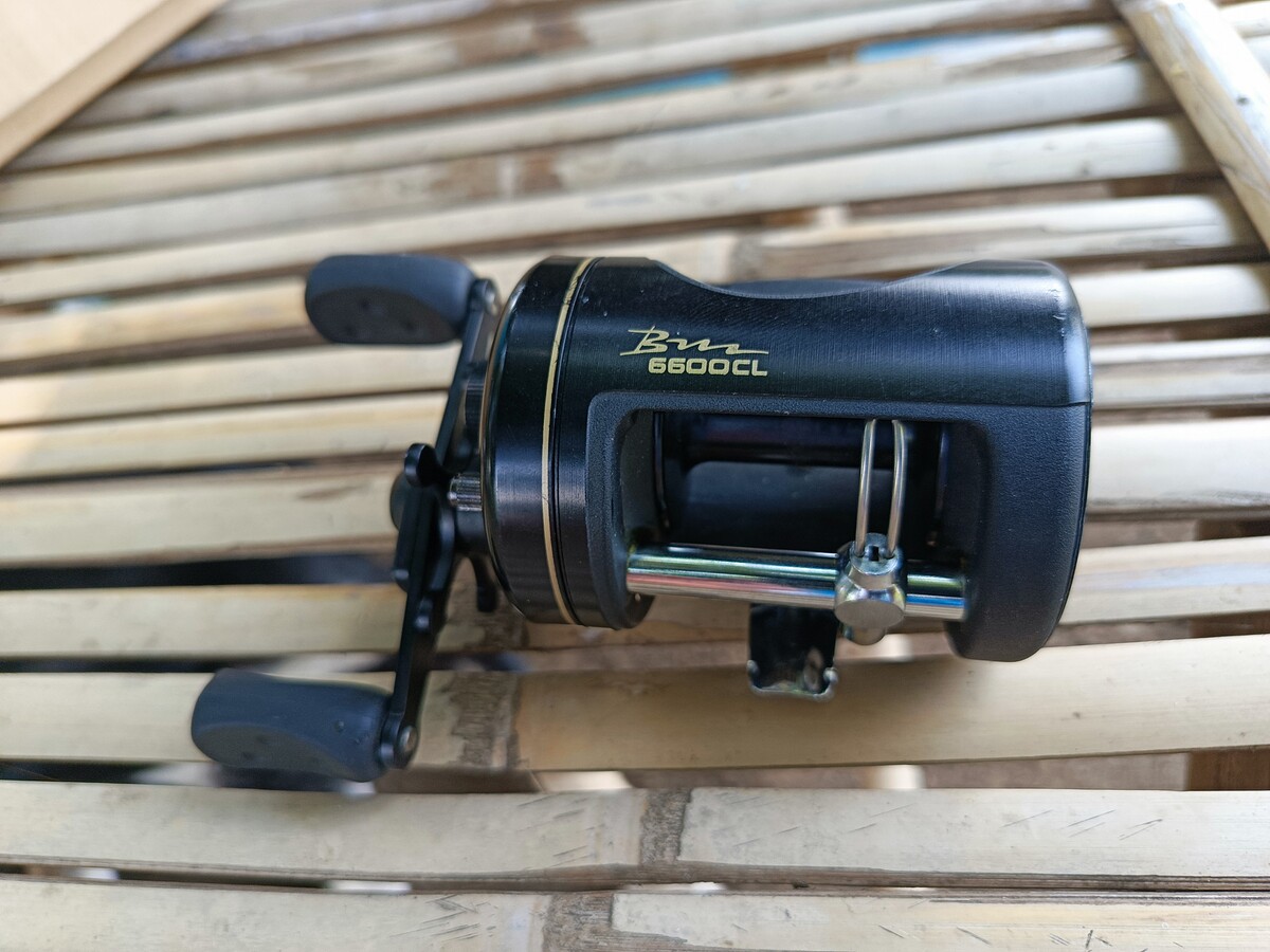 Abu black max 6600 cl สภาพใช้งาน ทำงานได้ทุกระบบ หมุนลื่นเนียน  ยังสวยๆอยู่ครับ 