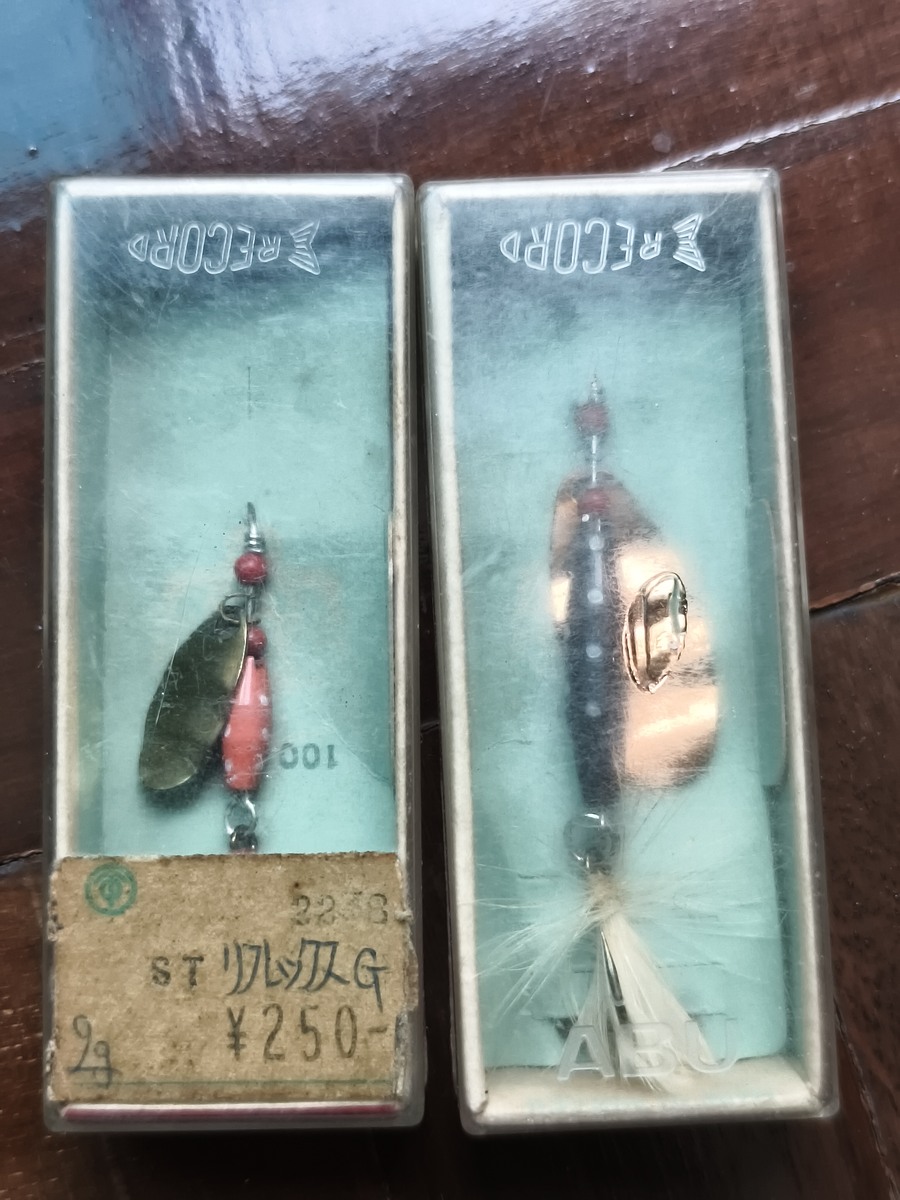 เหยื่อปลอม abu vintage 2 ตัว