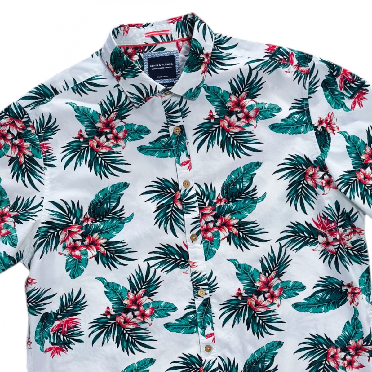 DENIM&FLOWER กระดุมไม้  เชิ้ตแขนสั้น 46นิ้ว