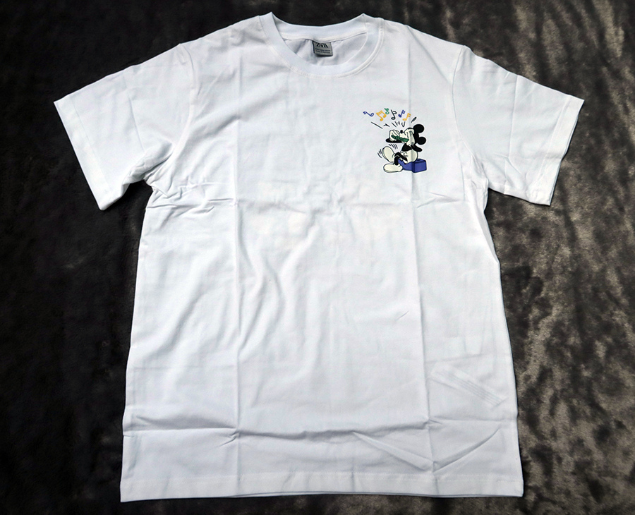 ZARA /XL(46) เสื้อยืดแขนสั้นสีขาวลายสกรีน MICKEY MOUSE สวยใหม่ รวมส่ง flas้