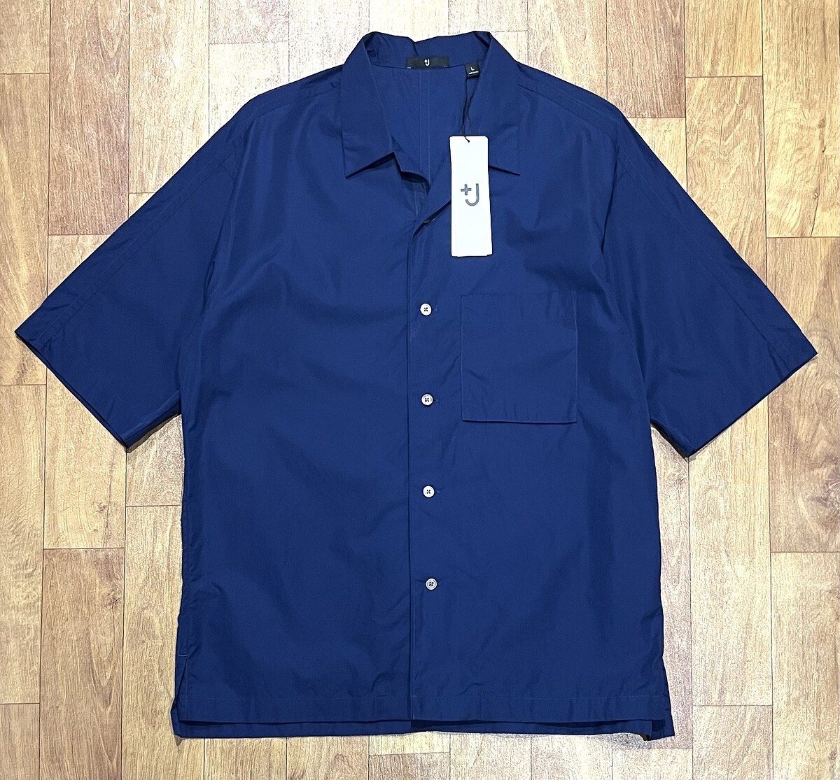 เสื้อเชิ้ตแขนสั้น Uniqlo +J Supima Cotton Oversized Half Sleeve Shirt