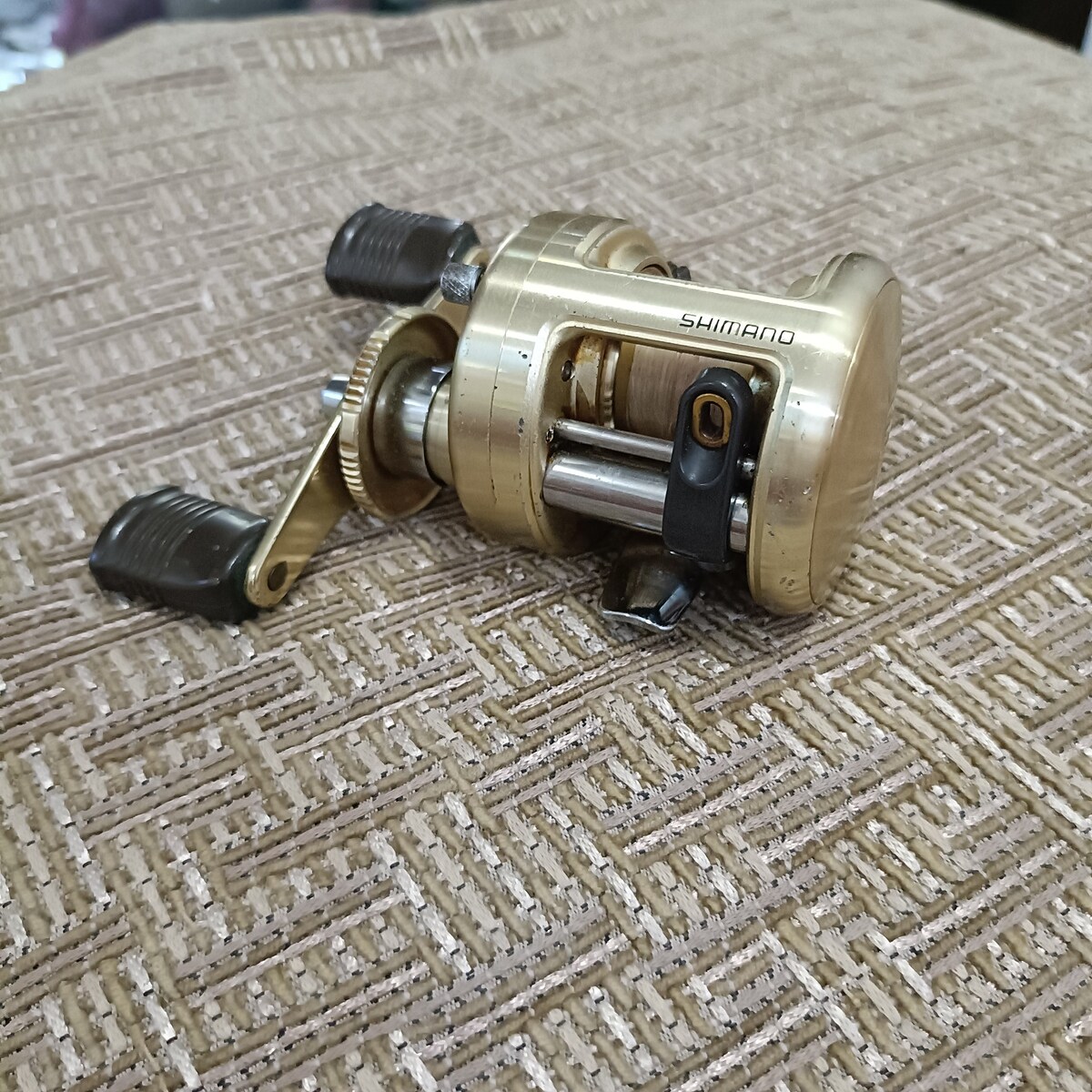 ==>Shimano Calcutta Chinu 1000 