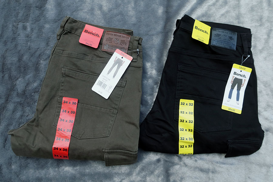 Bench's Brock Slim Fit Cargo Pants /w.34/36 ขายาว 6 กระเป๋า 2 สีผ้ายืดทรงสวยใหม่