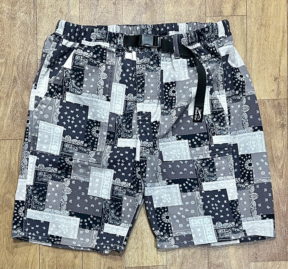 กางเกงขาสั้น FIND-OUT SHORT PANTS 