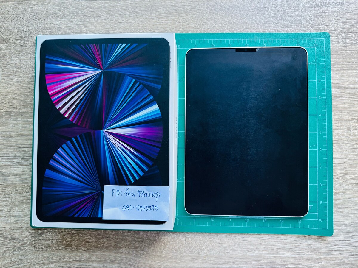 I pad pro 11  M1  128 ใส่ซิม สภาพสวย พร้อมเคส zugu ติดฟิล์มกระดาษแล้ว