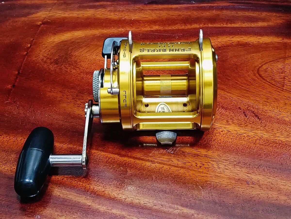 PENN INTERNATIONAL 12LT MADE IN USA (1)