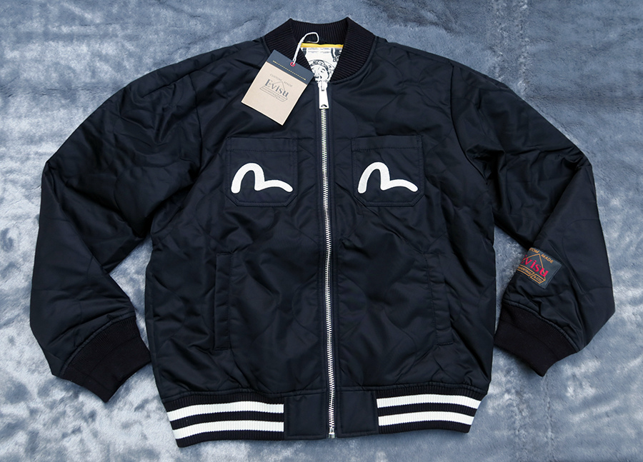 EVISU Jacket /S/M/L/XL เสื้อคลุมกันลมกันหนาวแขนยาวสวยใหม่แท้ ราคารวมส่ง Flash