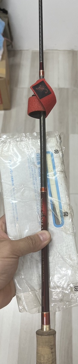 คันเบทสองท่อน Shimano world  shaula
Line 12-22lb pe max 2g
Lure wt 7-25.