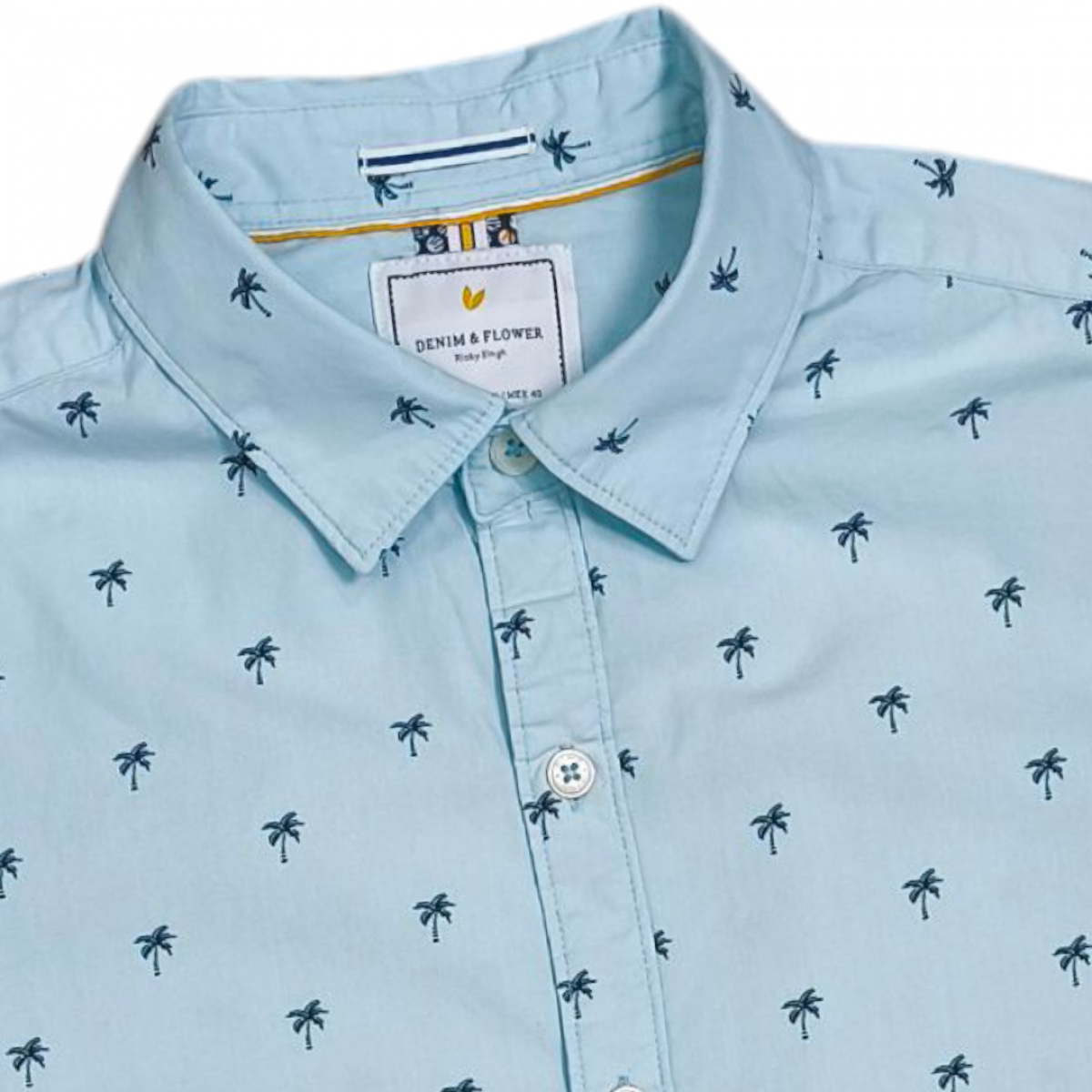 DENIM & FLOWER  เชิ้ตแขนสั้น  อก42นิ้ว 