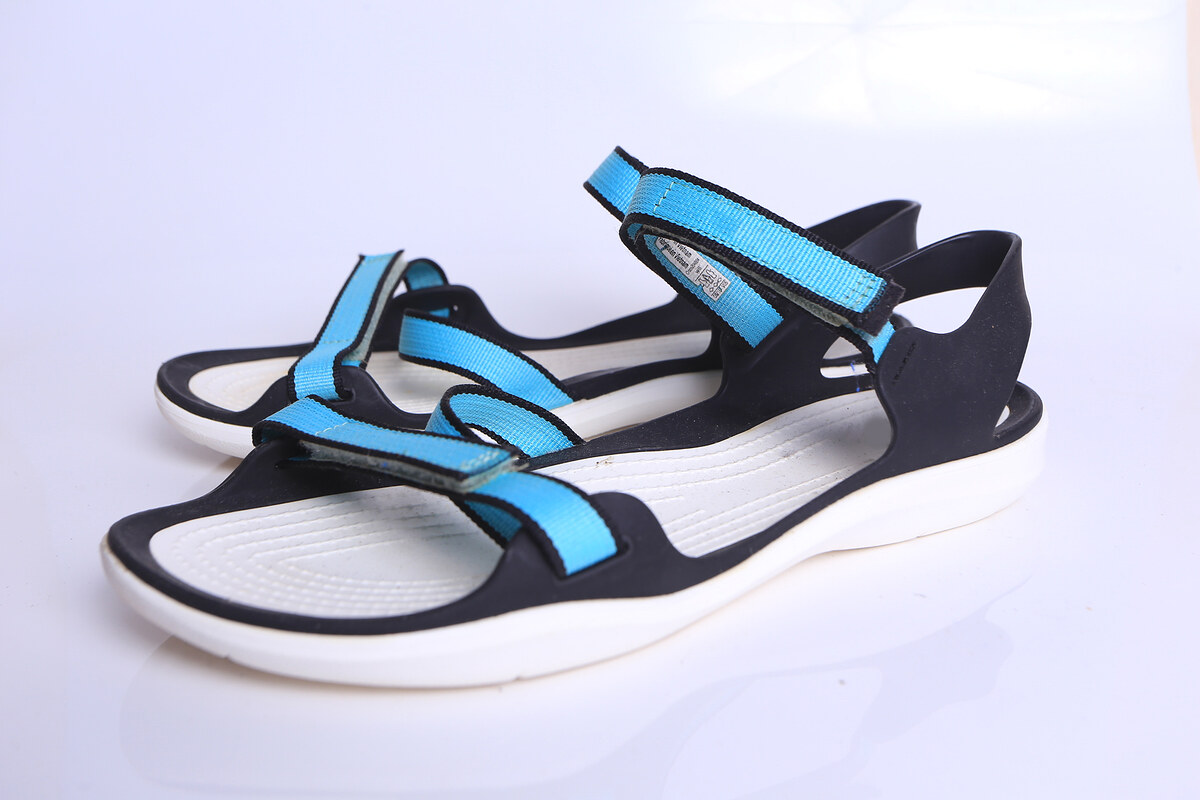 รองเท้าลำลอง  Unisex Swiftwater Flip Flop Size W8 / M6  สำหรับลงน้ำ หรือเที่ยวทะเล 

สีจริงตามภาพ 