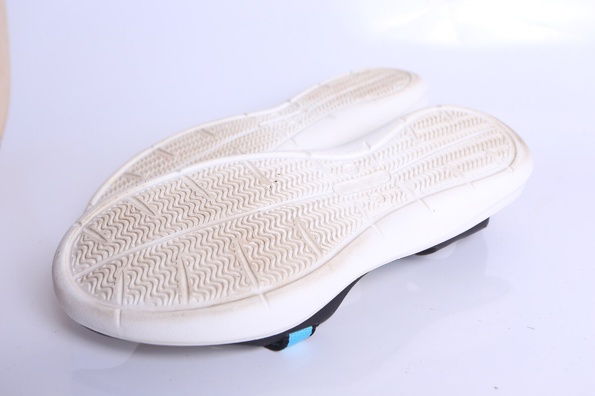 รองเท้าลำลอง  Unisex Swiftwater Flip Flop Size W8 / M6  สำหรับลงน้ำ หรือเที่ยวทะเล 

สีจริงตามภาพ 