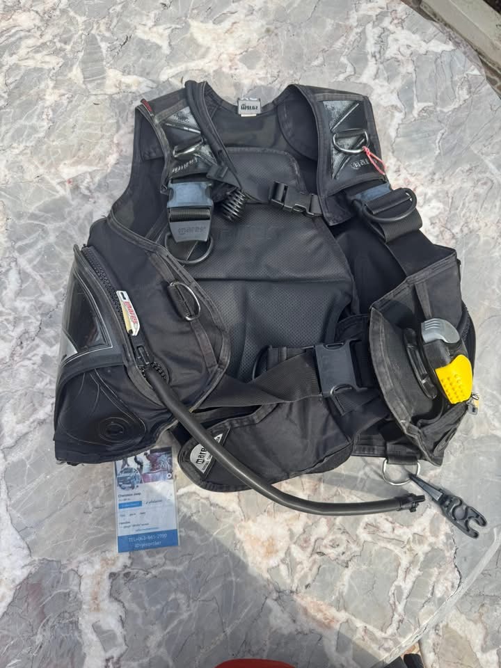 BCD เสื้อชูชีพควบคุมแรงลอยตัว Mares – ของแท้จากญี่ปุ่น รุ่นมาตรฐาน