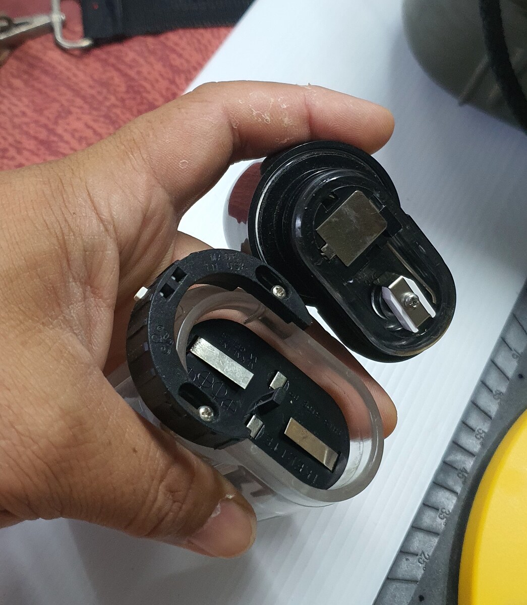 ไม่มีถ่านให้ไปนะครับ