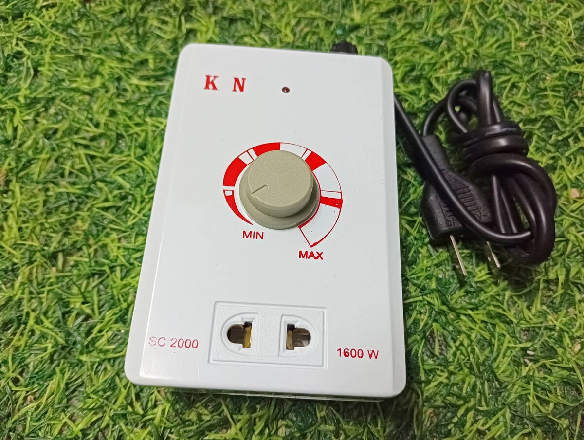 สวิทช์ดิมเมอร์ 1600 W
