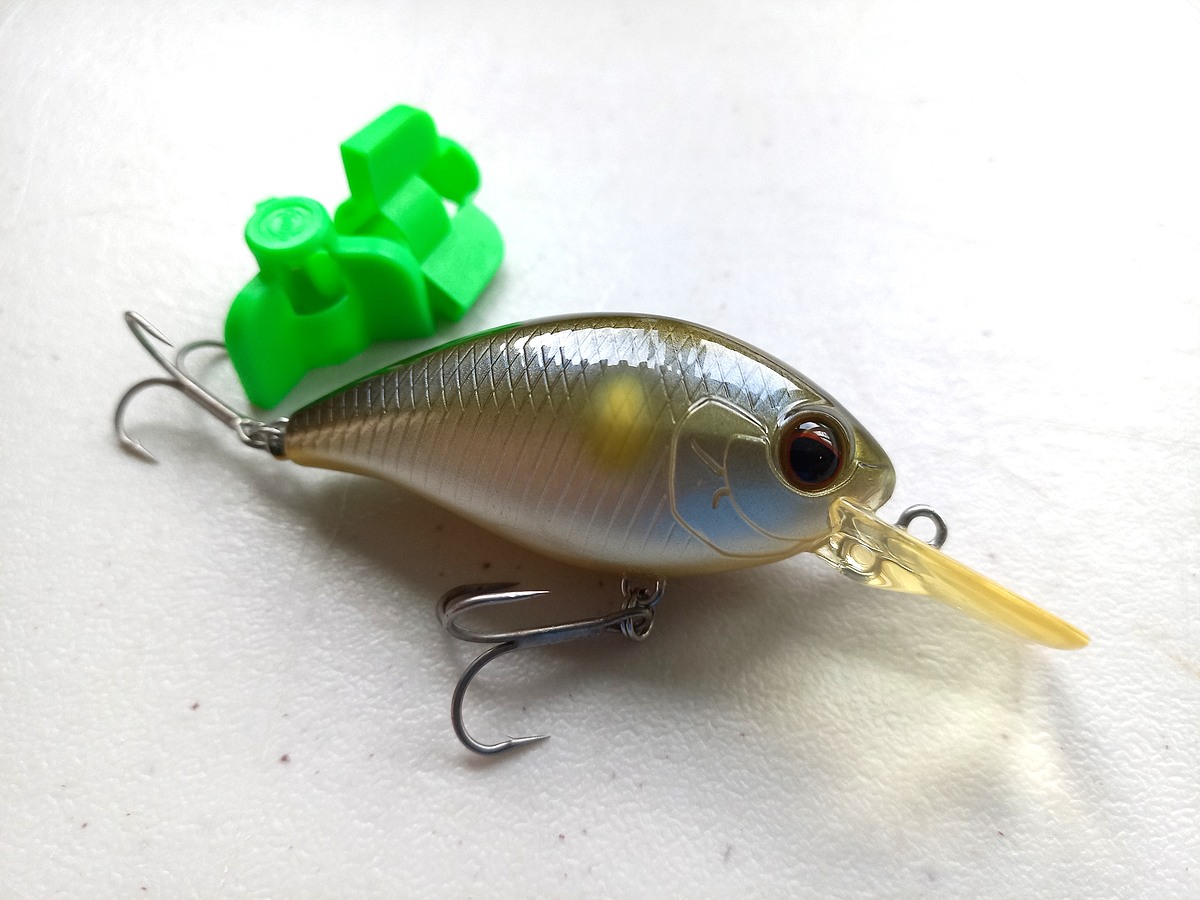 >>>>> เหยื่อ EVERGREEN Combat Crank 180