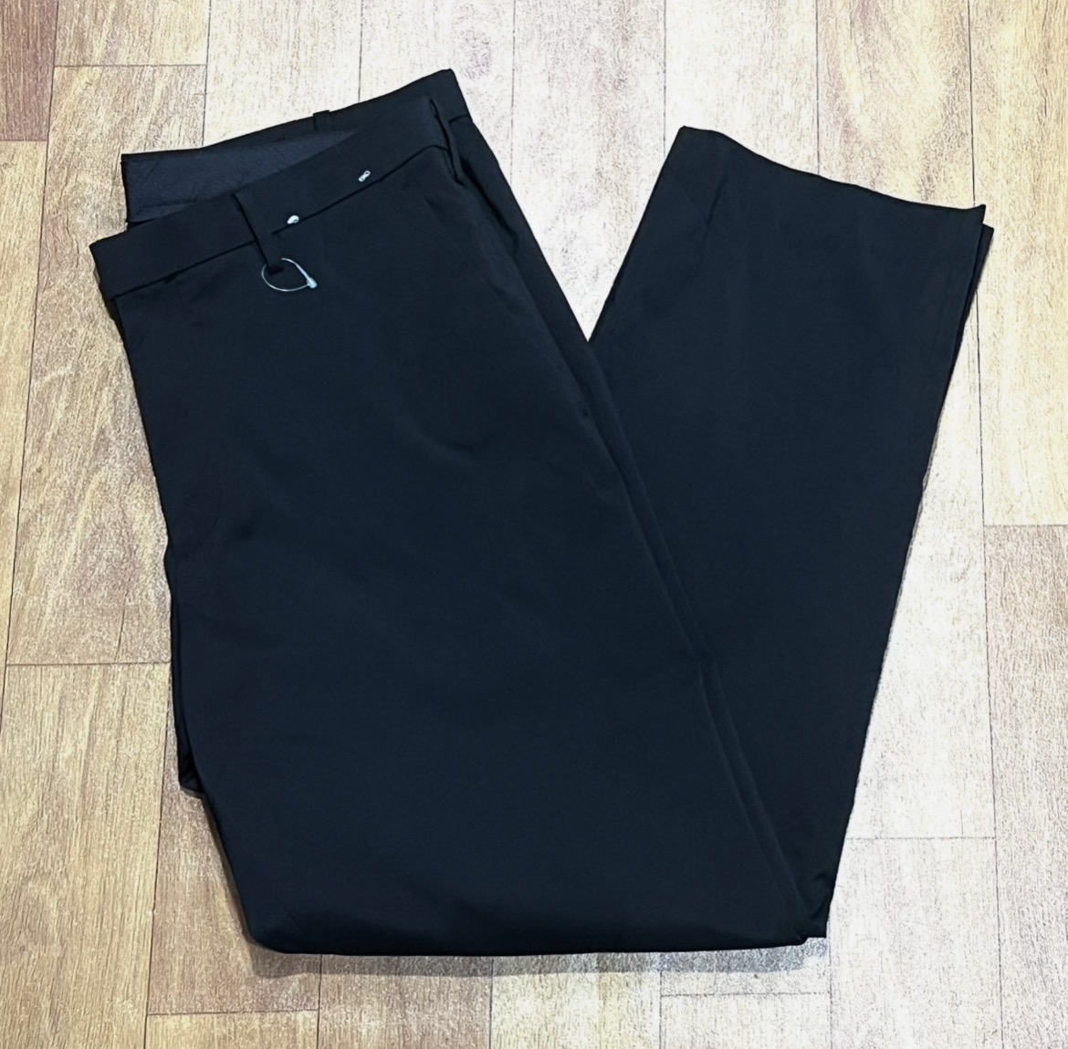 กางเกง UNIQLO ULTRA LIGHT KANDO PANTS