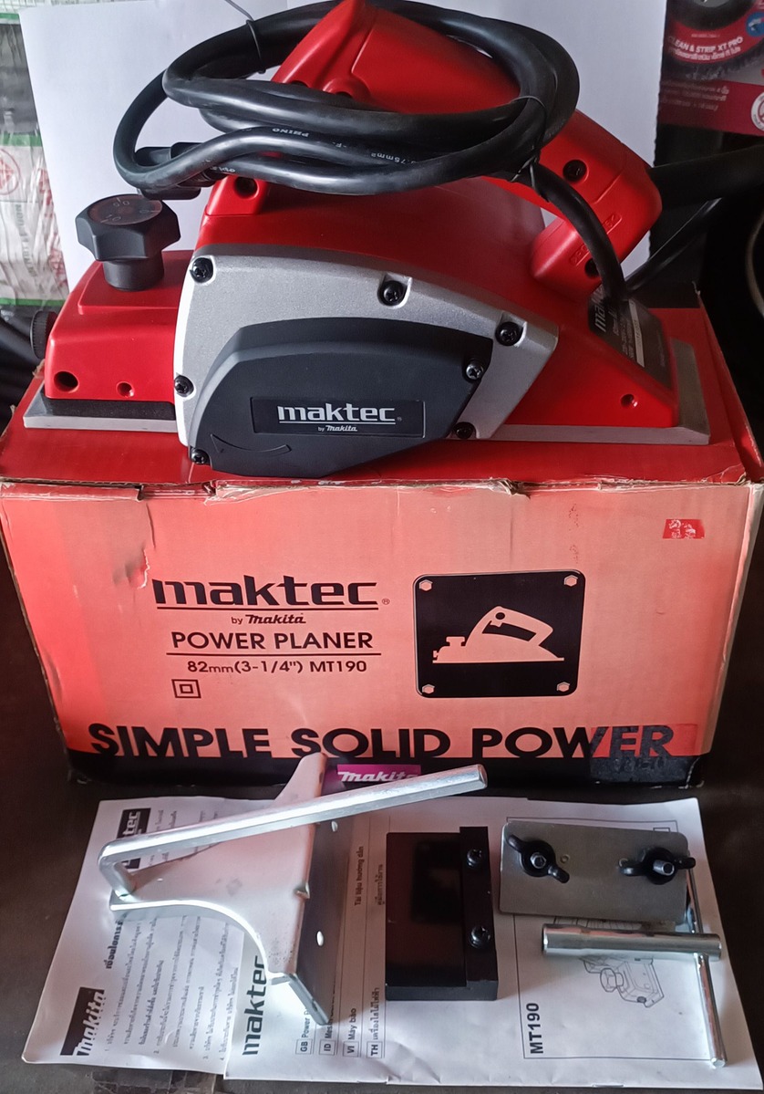 *** ลดราคา กบ MAKTEC  MT 190 (3 1/8
