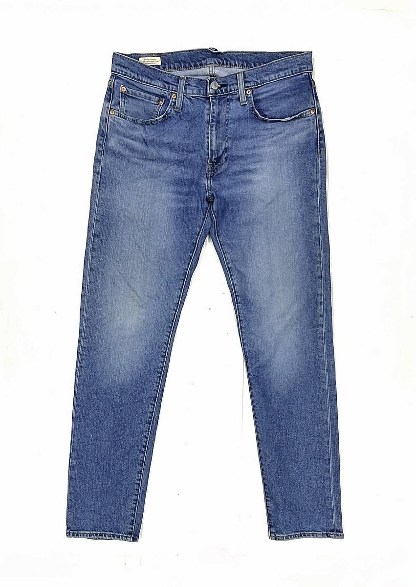 ~ € ~ กางเกงยีนส์ Levi’s 502  (32)   300.- 