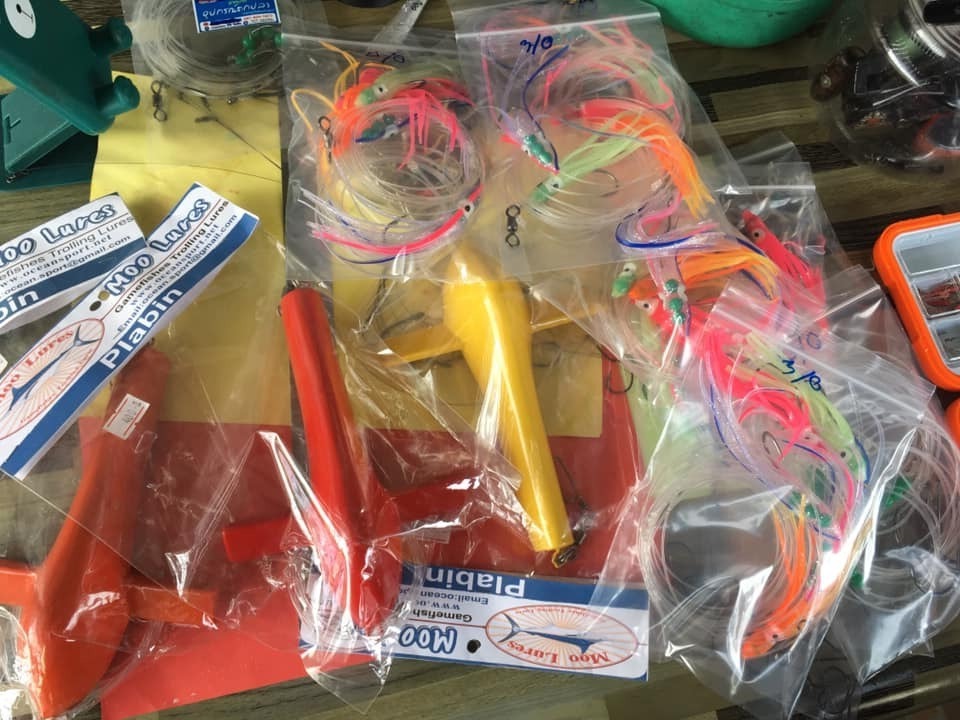 ปลาบิน 5 นิ้ว  350.-

ปลาบิน 7 นิ้ว 400.-


:smile: :sm