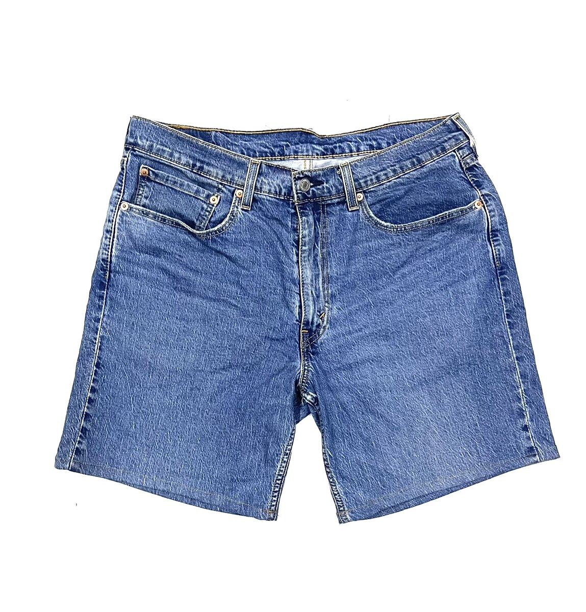 ~ € ~ กางเกงยีนส์ขาสั้น Levi’s 550  (35-36)   220.- 