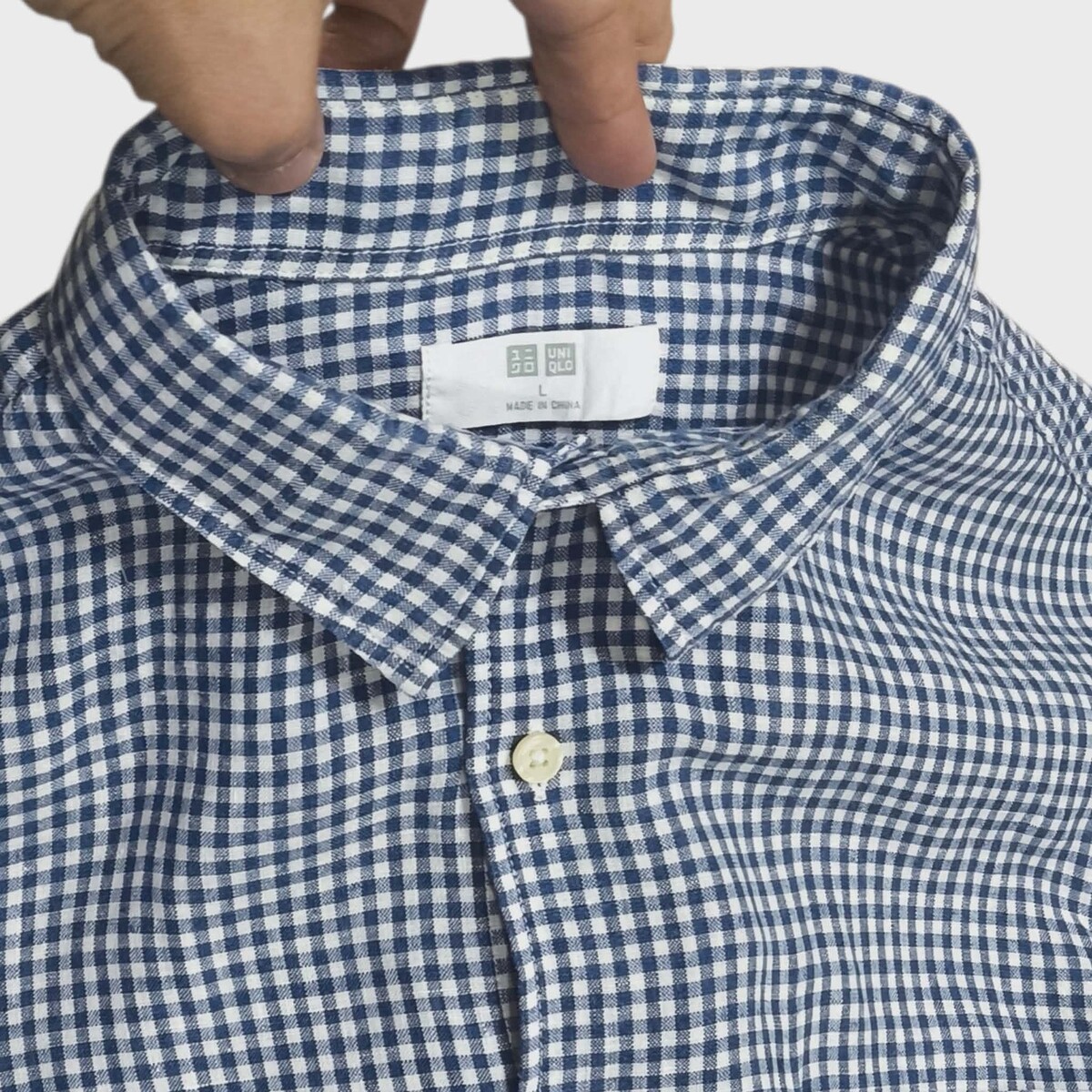 uniqloลินิน เชิ๊ตแขนยาว ใหม่มาก กระดุมสำรอง 2 เม็ดSize(อก 44นิ้ว