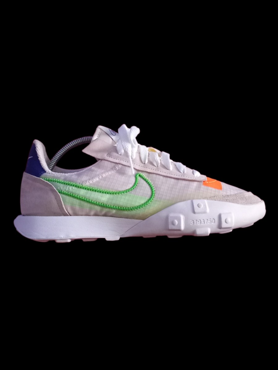 รองเท้า Nike Women's Waffle Racer 2X Sneaker