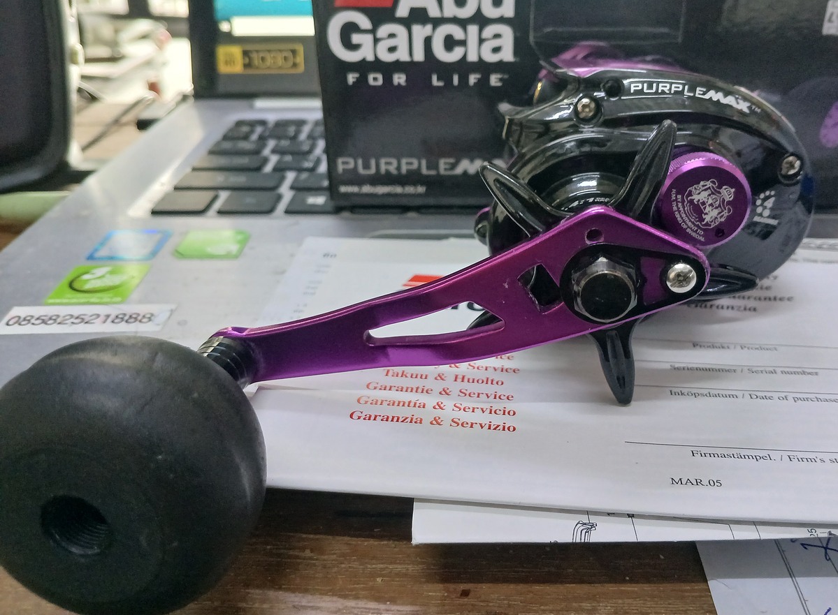 รอกหยดน้ำจิ๊ก Abu Purple Maxx