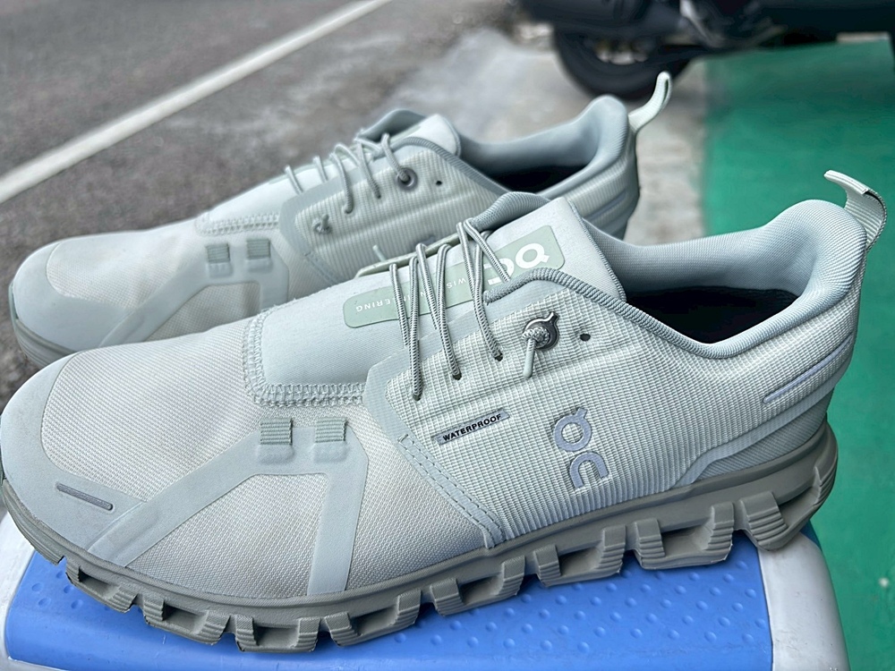 รอบสุดท้าย #On Cloud 6 Waterproof  42/ 26.5 cm