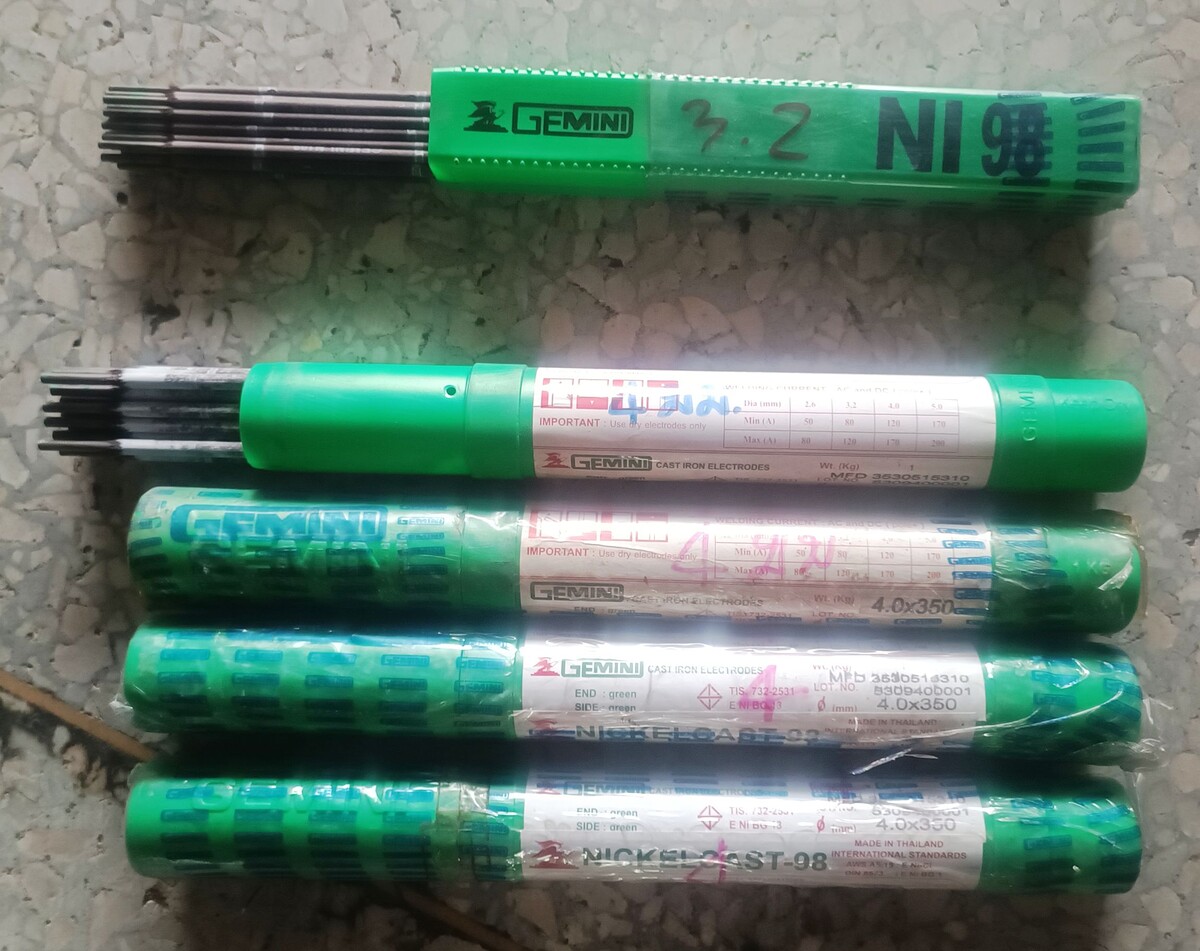 ลวดเชื่อมเหล็กหล่อ GEMINI (NI98)  น้ำหนัก 1 กก/ห่อ

1. 3.2 มม * 350 มม.     มี    25  เส้น   ขาย  