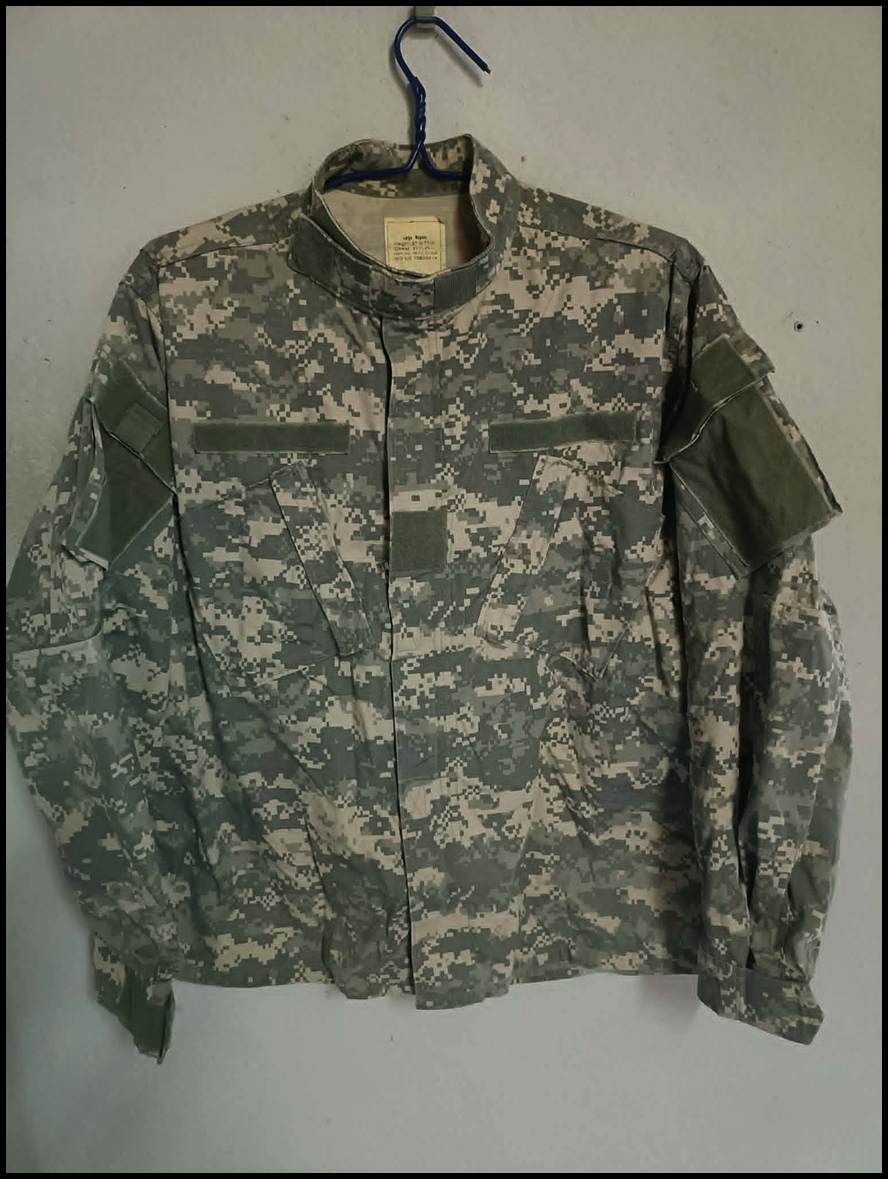 เสื้อทหาร US.Army Combat Uniform (ACU)    SIZE : 37-41 นิ้ว