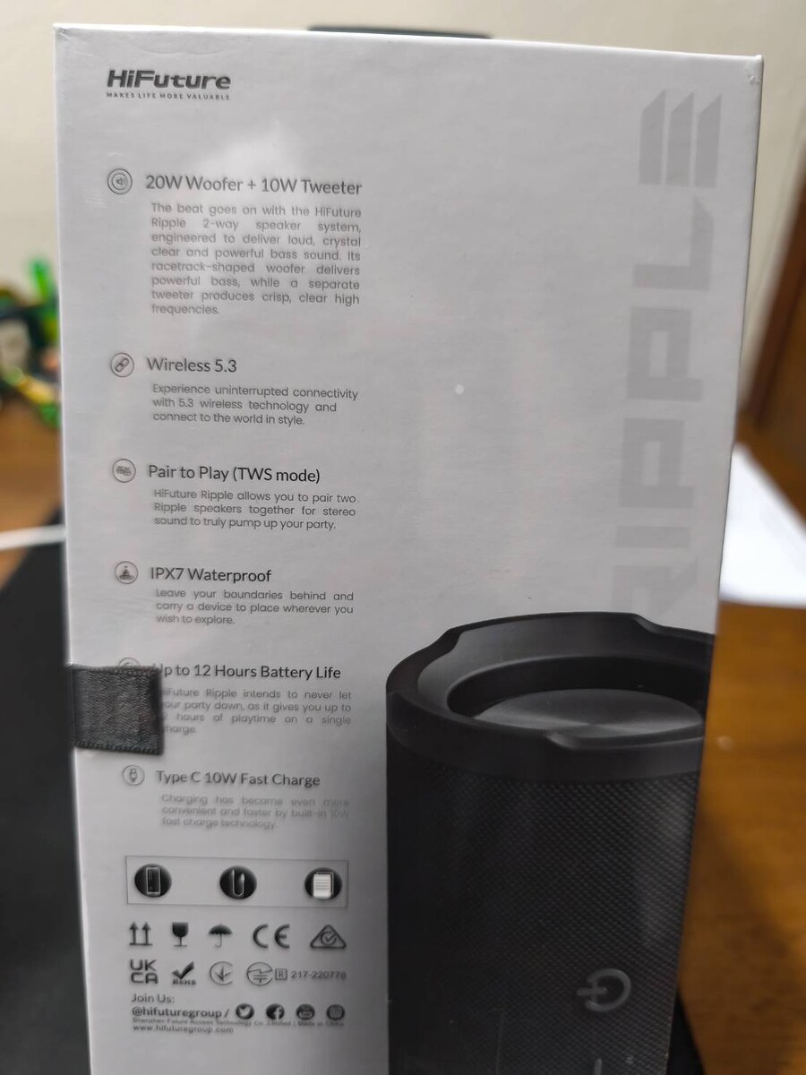 ขายลำโพง Bluetooth ของ hifuture รุ่น ripple beatmaker สีดำ กันน้ำ ipx7 เป็นของใหม่ ขาย 1300 บาท รวมส