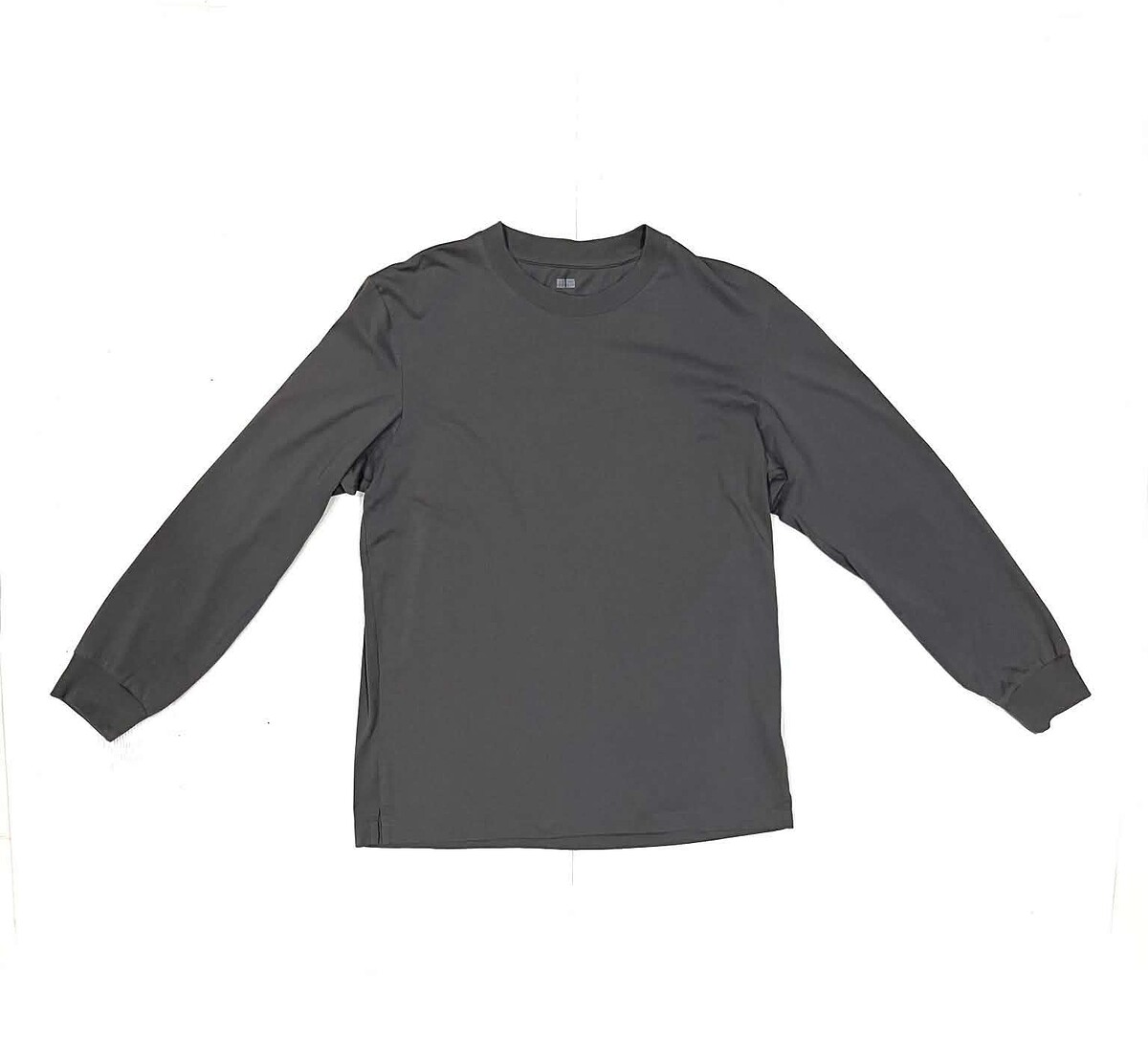 ~ € ~ เสื้อแขนยาว UNIQLO DRY/UV       200.-