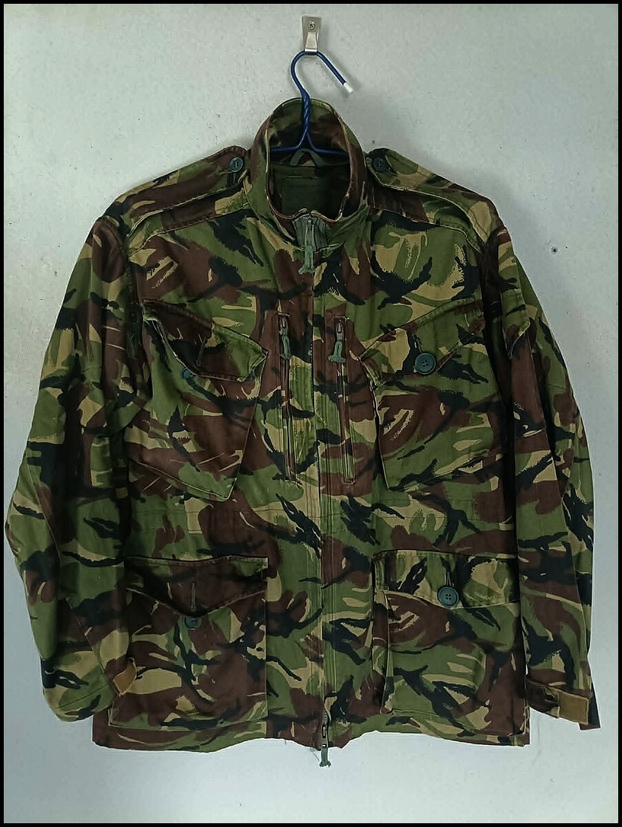 เสื้อทหารอังกฤษ Combat Shirt / Combat Smock   Size : รอบ-อก  48  นิ้ว