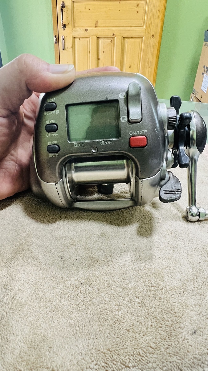 ↘↘รอกไฟฟ้าShimano Dendou-maru 3000XH japan 