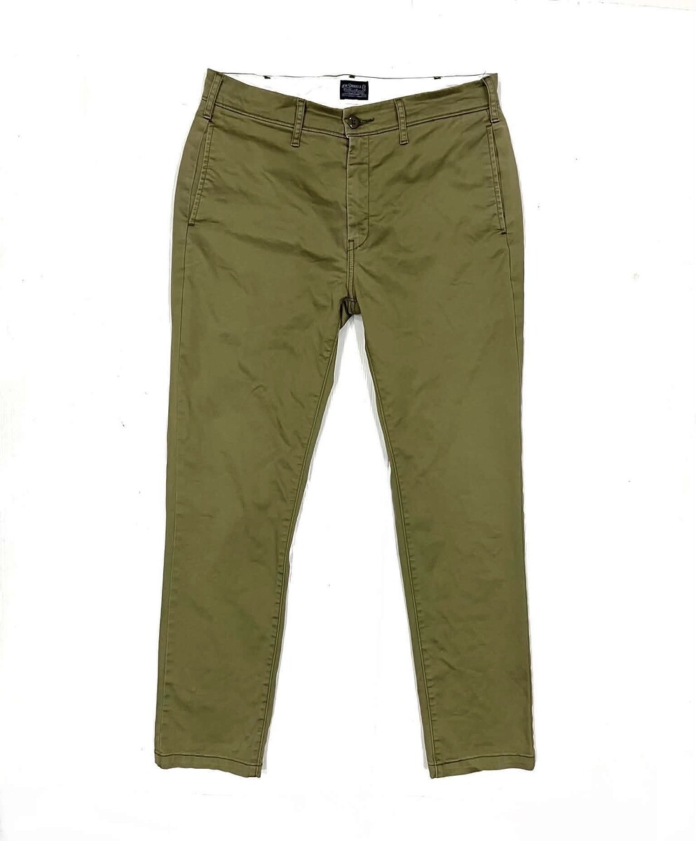 ~ € ~ กางเกง Levi’s (32)   300.-