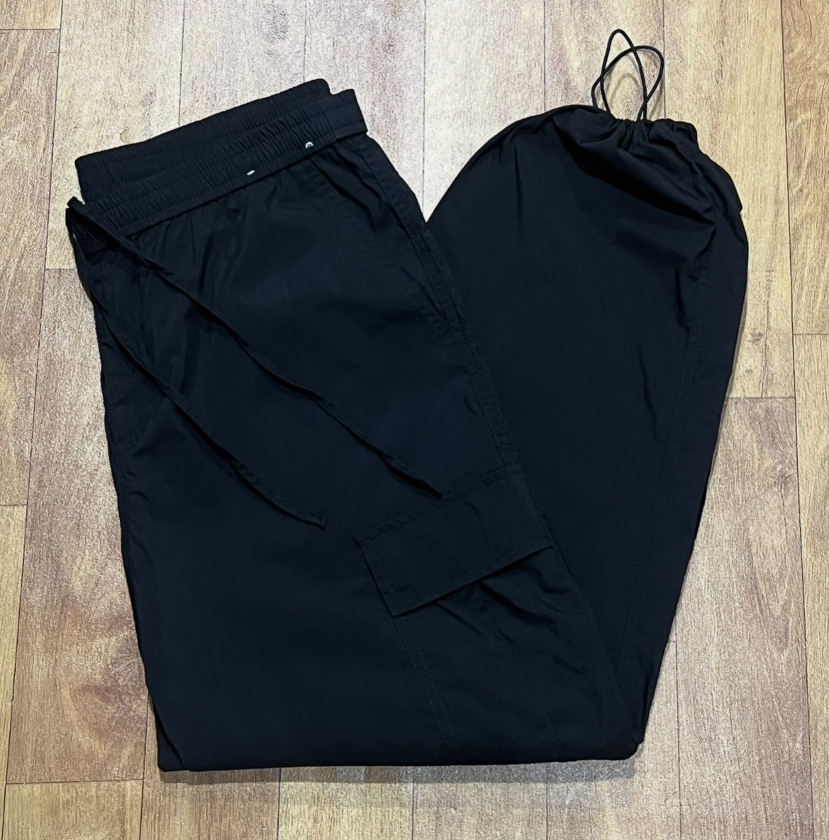กางเกงคาร์โก้ Uniqlo Easy Wide Cargo Trousers pants  