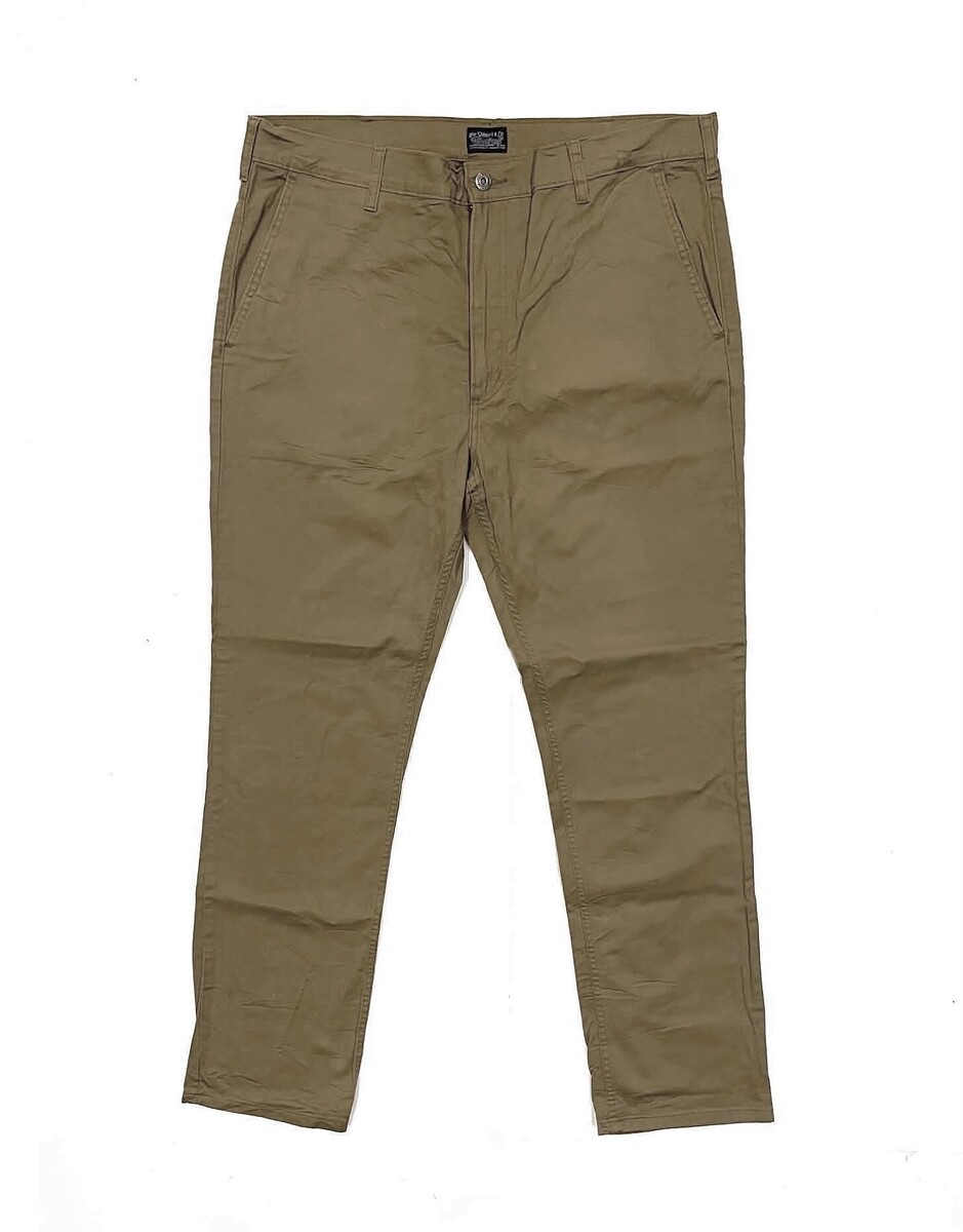 ~ € ~ กางเกงยีนส์ Levi’s   (38)    300.- 