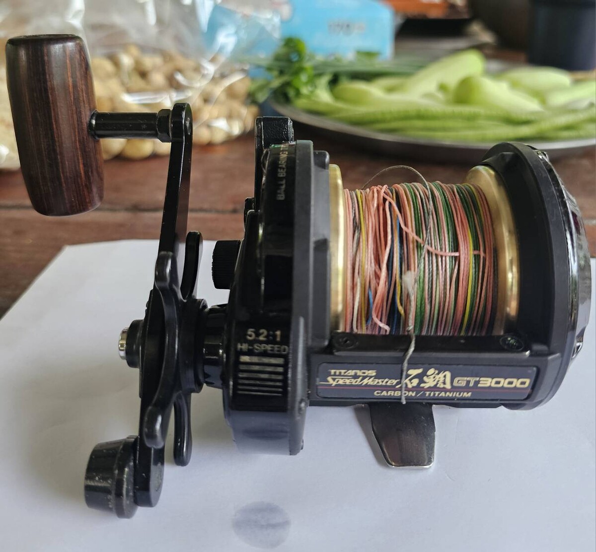 ขายรอกเบส Shimano Titanos GT3000 มือสอง