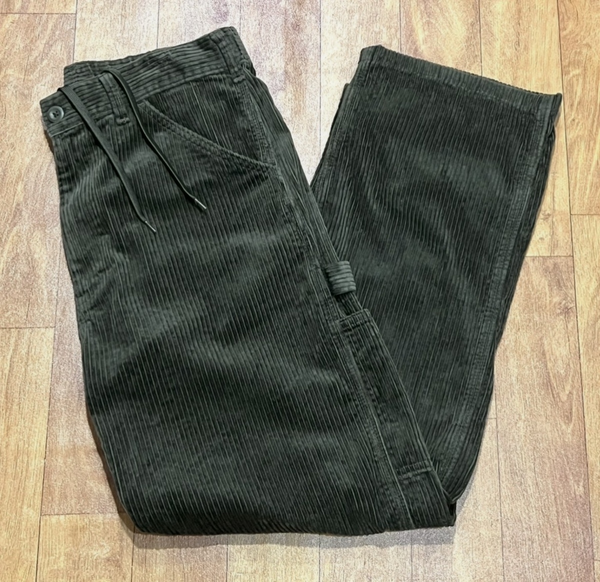 กางเกงลูกฟูก GU CORDUROY WOKEWEAR PANTS 