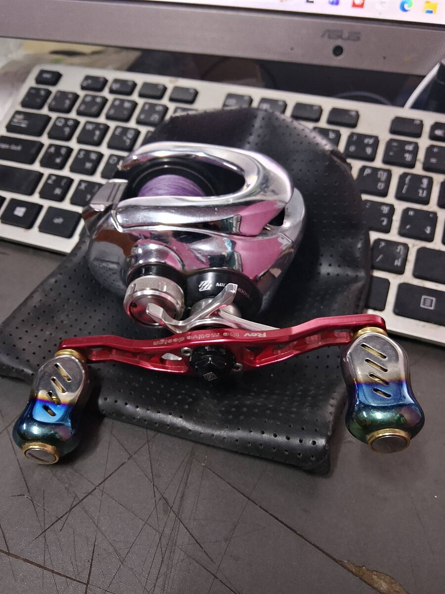 รอก shimano AR 2012