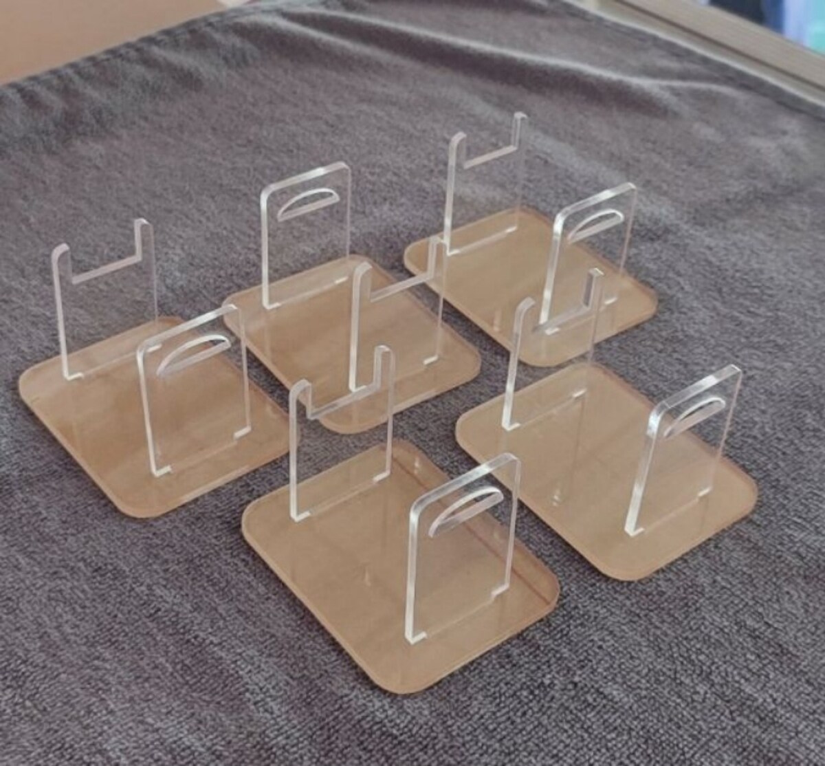 โล๊ะที่วางรอกเบท 1ชุดมี5อัน  ราคาชุดละ250บาท พร้อมส่ง (250บาทได้5อันพร้อมส่งครับ) 

@@ของมีหลายชุด