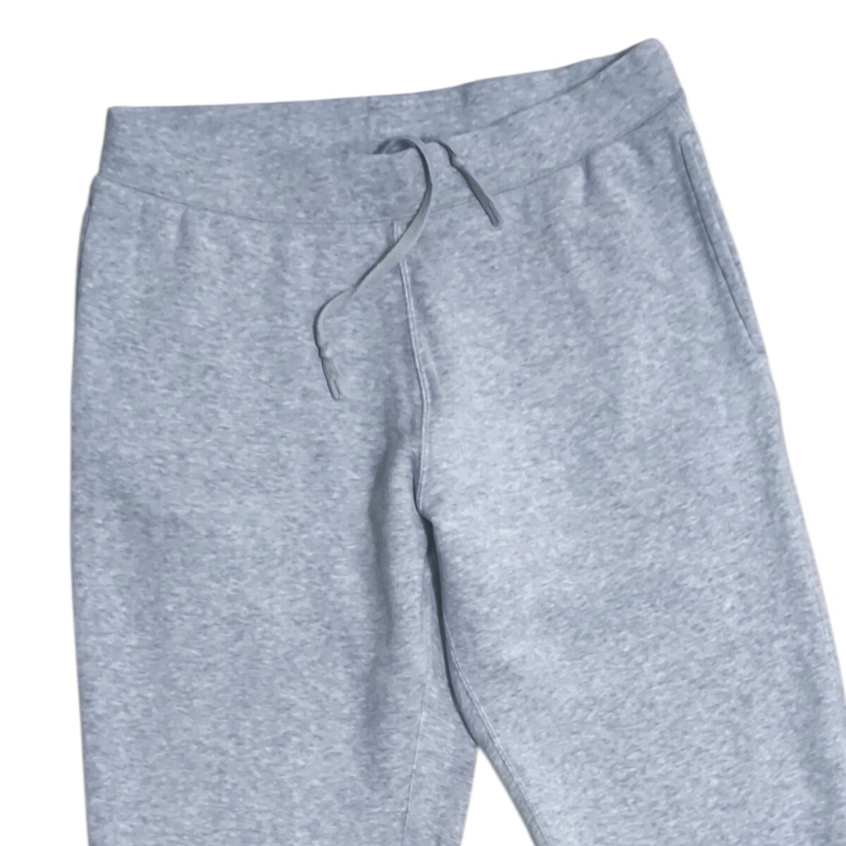 กางเกงวอร์มสีเทา uniqlo สภาพสวยใหม่มาก 32-34นิ้ว 