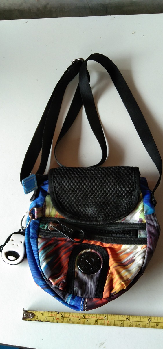 กระเป๋าสะพายใบเล็ก KIPLING 