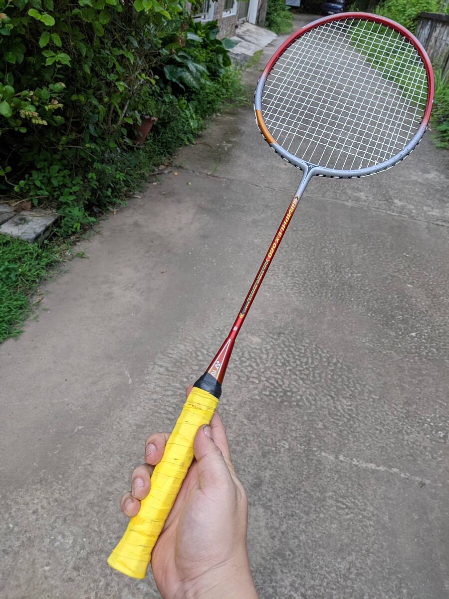 ไม้แบต Yonex Graphilex 020 Full Carbon Graphite Shaft 