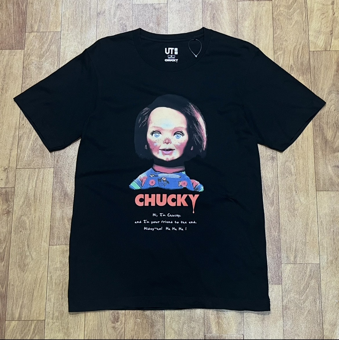 เสื้อยืด UNIQLO x CHUCKY T-SHIRT