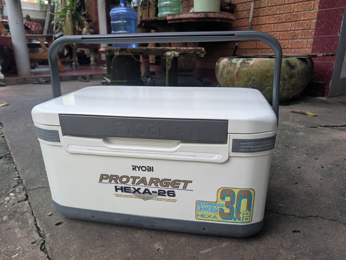 กระติกเก็บความเย็น (Cooler Box) รุ่น RYOBI PROTARGET HEXA-26  