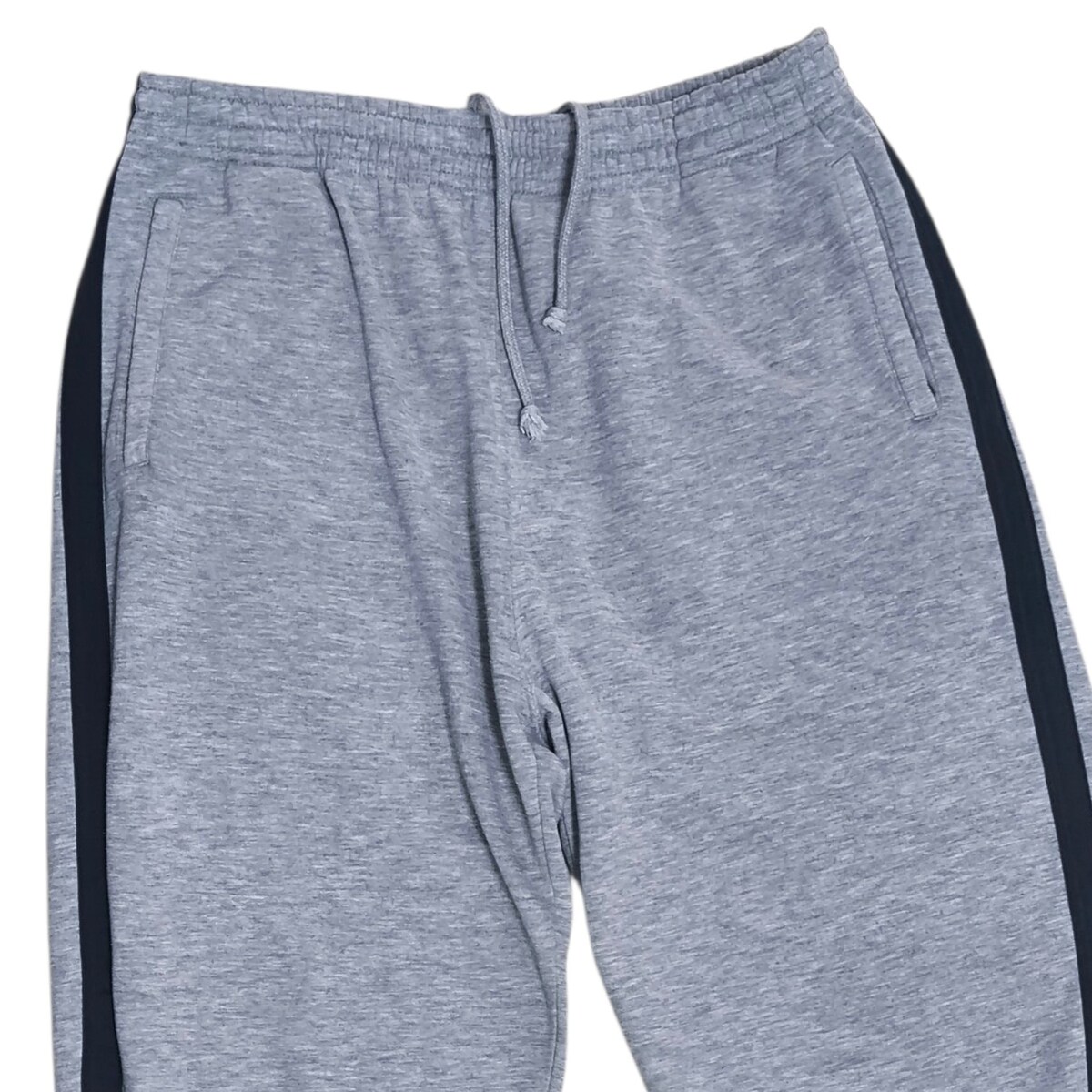 กางเกงวอร์มสีเทา ขอบข้างดำ uniqlo สภาพสวยใหม่มาก  เอวยางยืด ก่อนยืด 32-34