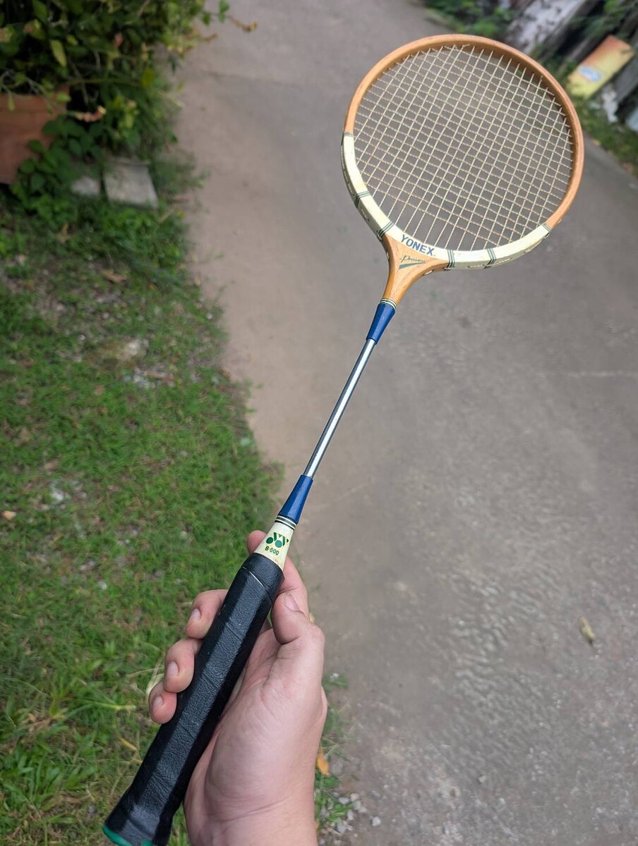 ไม้แบดมินตัน yonex  วินเทจ มือสองสวย    เจแปน   