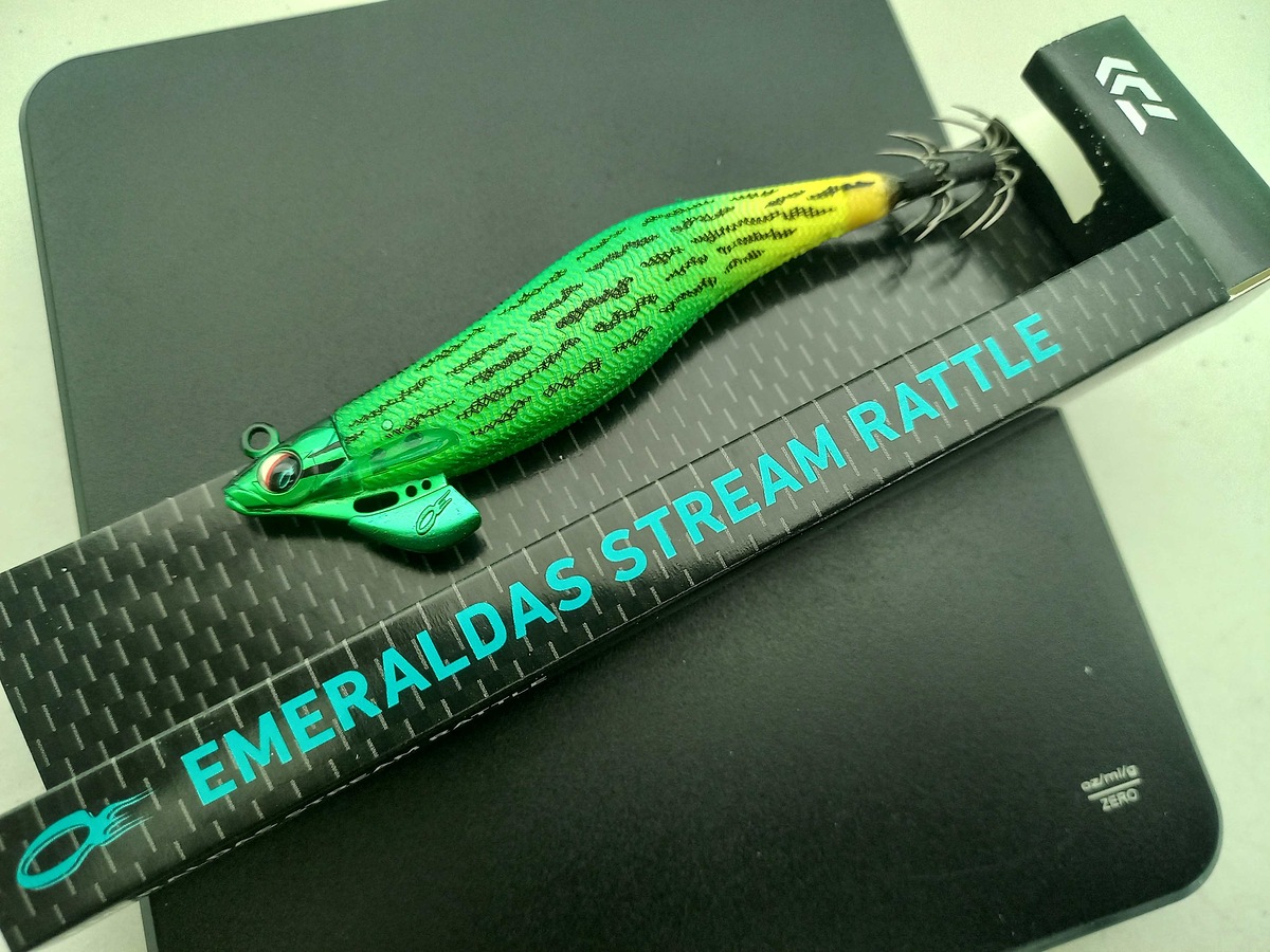 >>>>> โยกุ้ง EMERALDAS STREAM RATTLE เบอร์ 3.0
